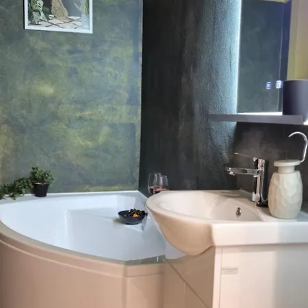 Eden's Golden Gallery Loft * Budapešť