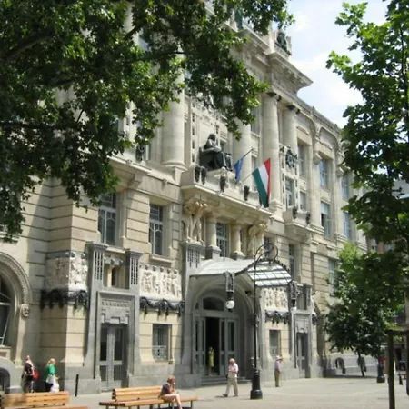 Eden's Golden Gallery Loft Apartmán Budapešť