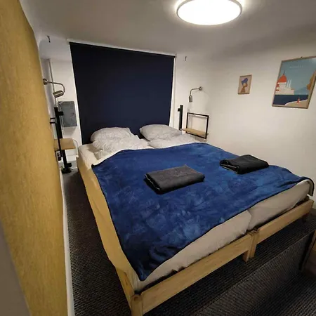 Eden's Golden Gallery Loft Apartmán