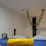 Eden's Golden Gallery Loft Appartement Boedapest