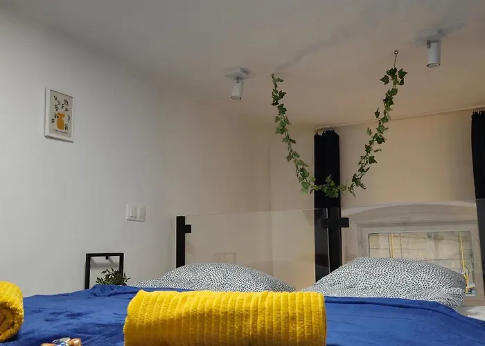 Eden's Golden Gallery Loft Apartman Budapest